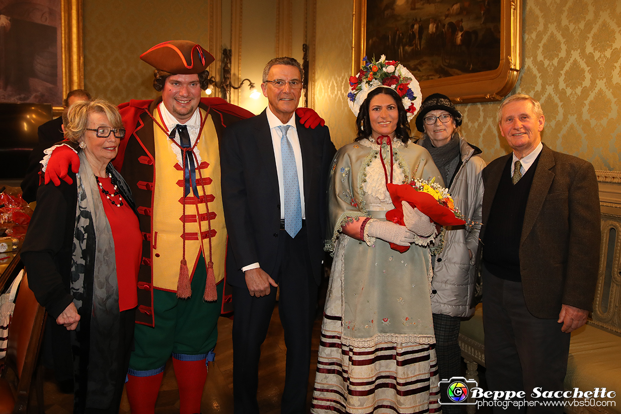 VBS_3706 - Investitura Ufficiale Gianduja e Giacometta Famija Turineisa - Carnevale di Torino 2024.jpg